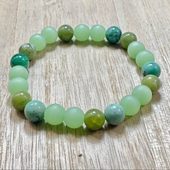 Green Turquoise & Jade Chakra Bead Bracelet - Picture 6 of 10
